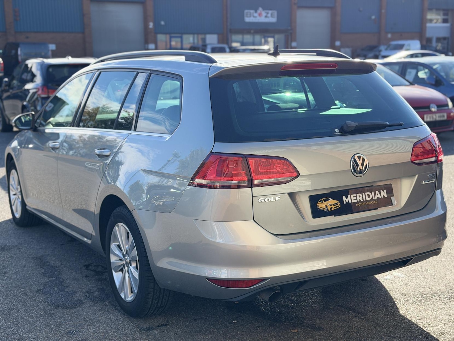 Used Volkswagen Golf 2015 for sale - 76384839: Photo 2