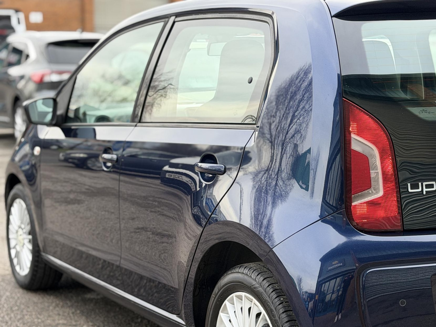 Used Volkswagen up! 2012 for sale - 76897353: Photo 12