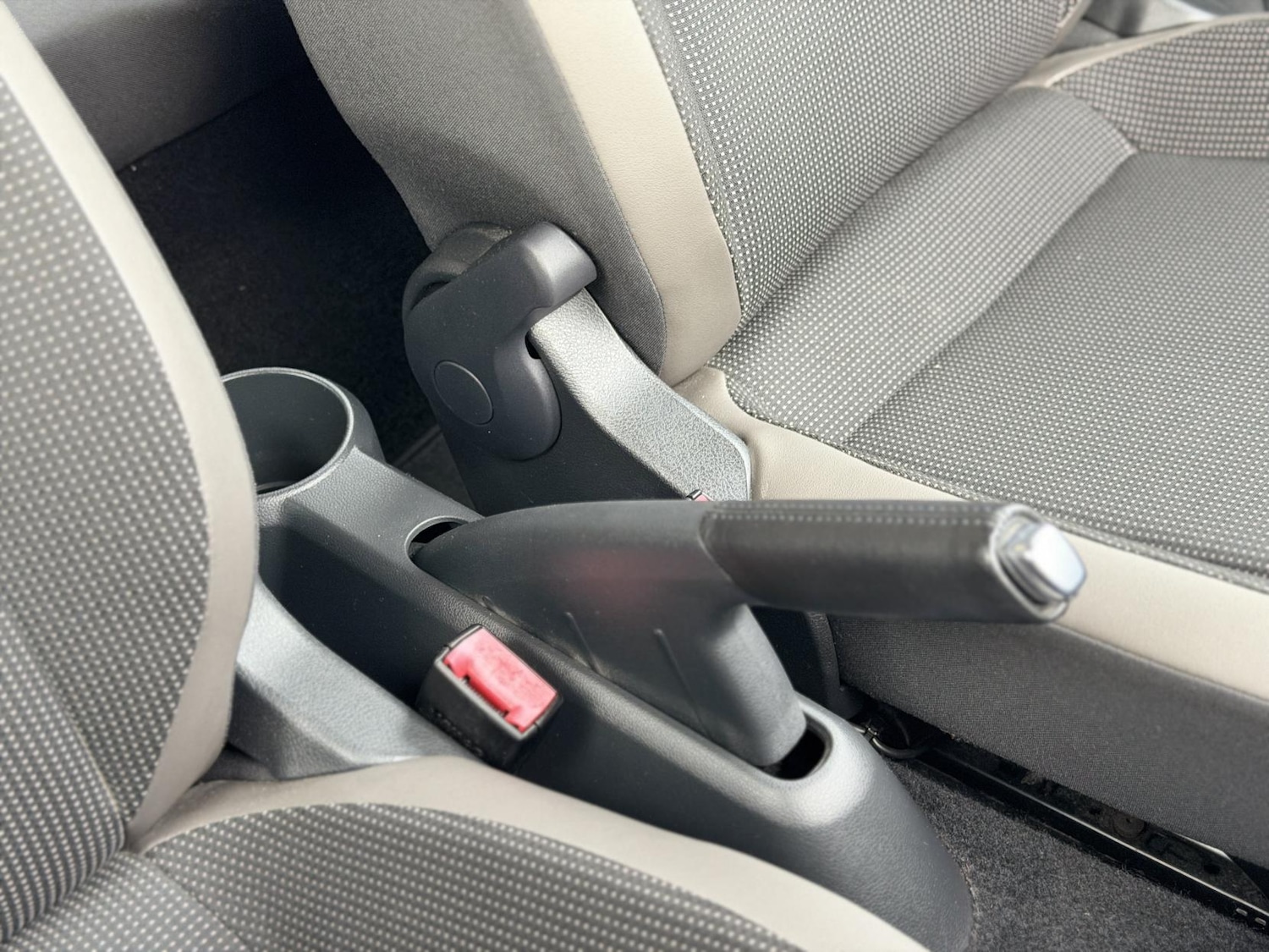 Used Volkswagen up! 2012 for sale - 76897353: Photo 27