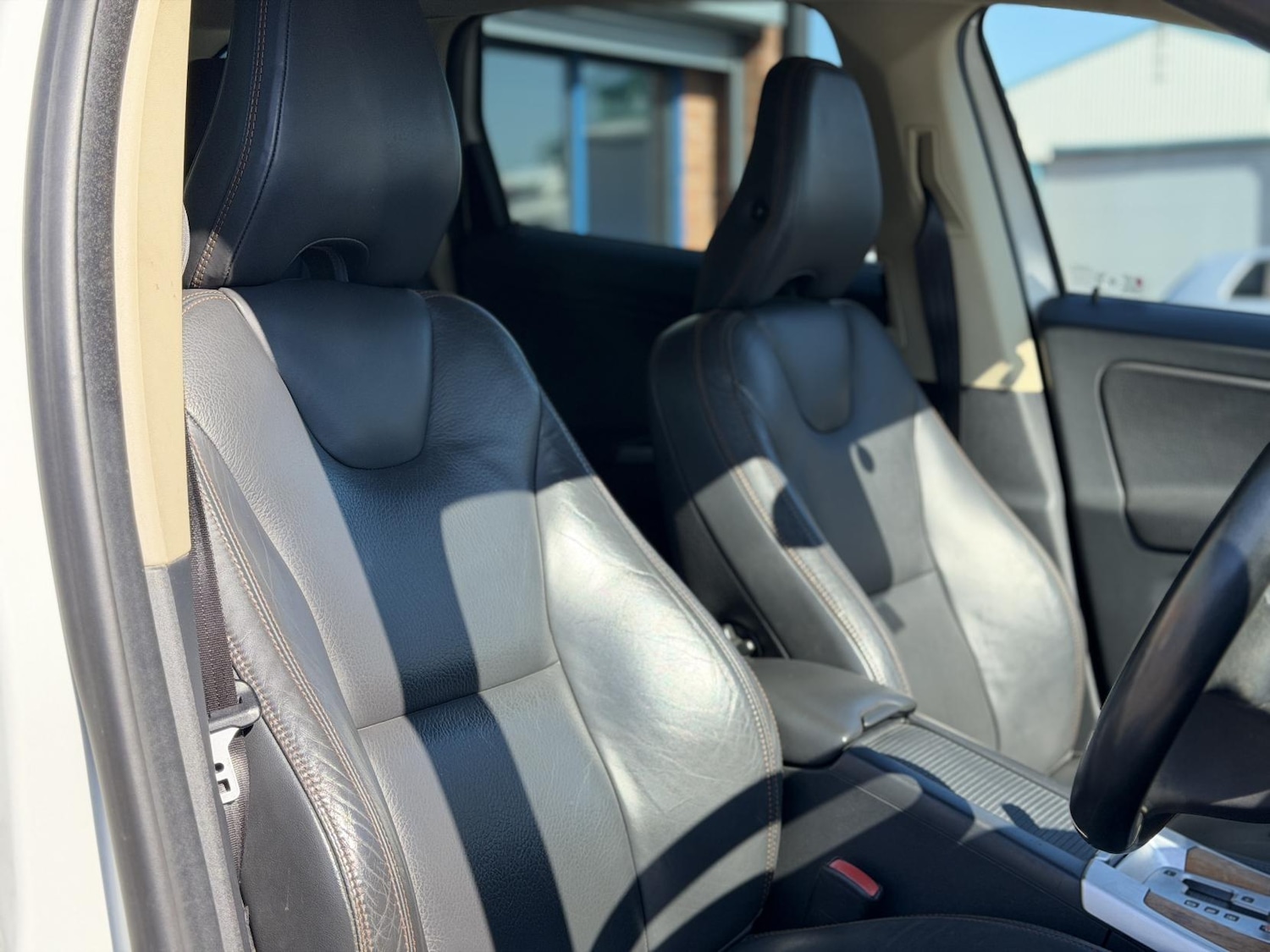 Used Volvo XC60 2022 for sale - 77969055: Photo 17