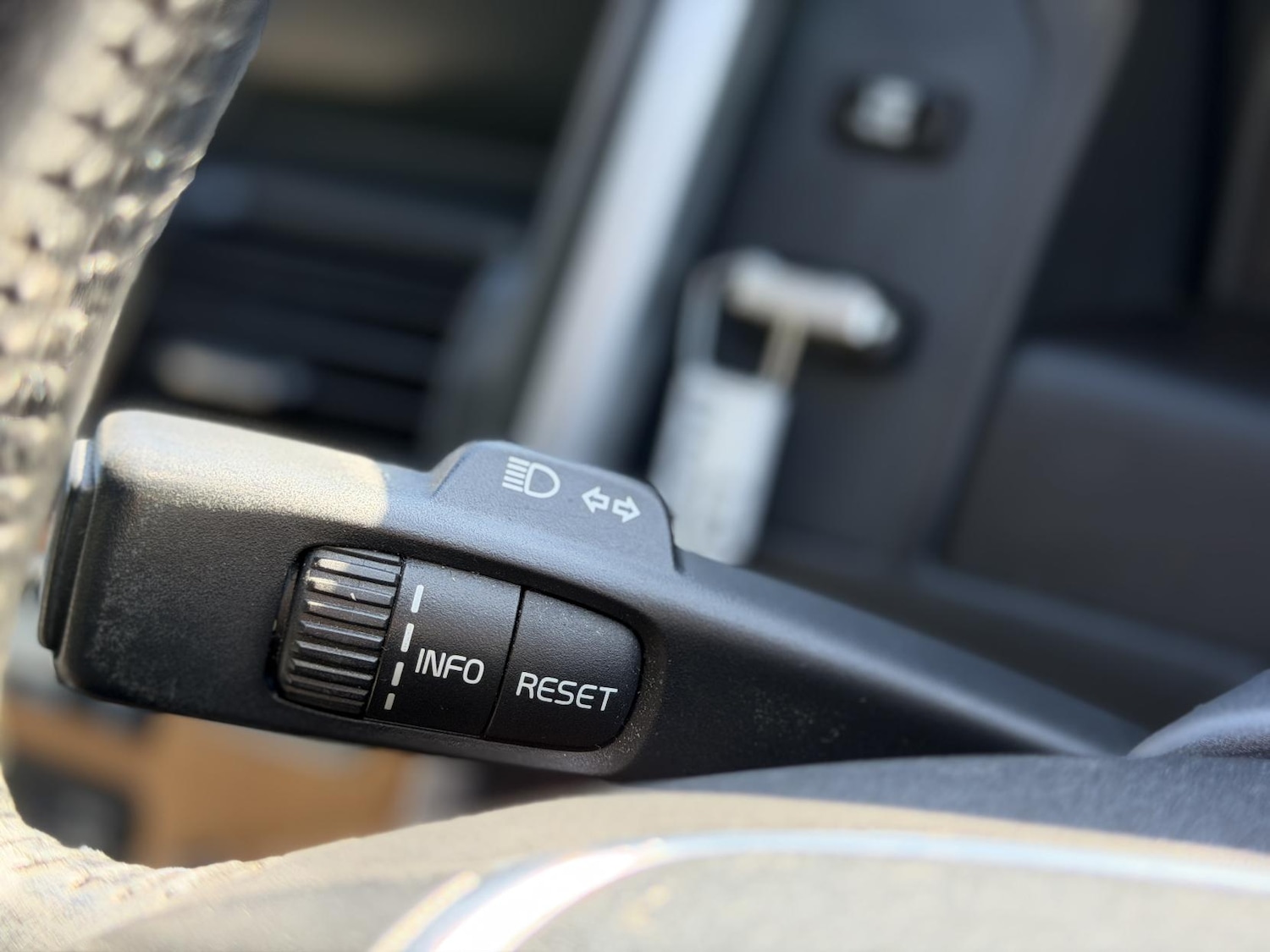 Used Volvo XC60 2022 for sale - 77969055: Photo 21