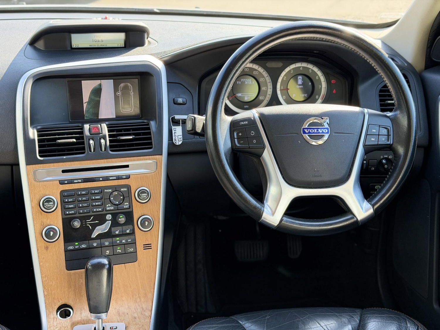 Used Volvo XC60 2022 for sale - 77969055: Photo 3