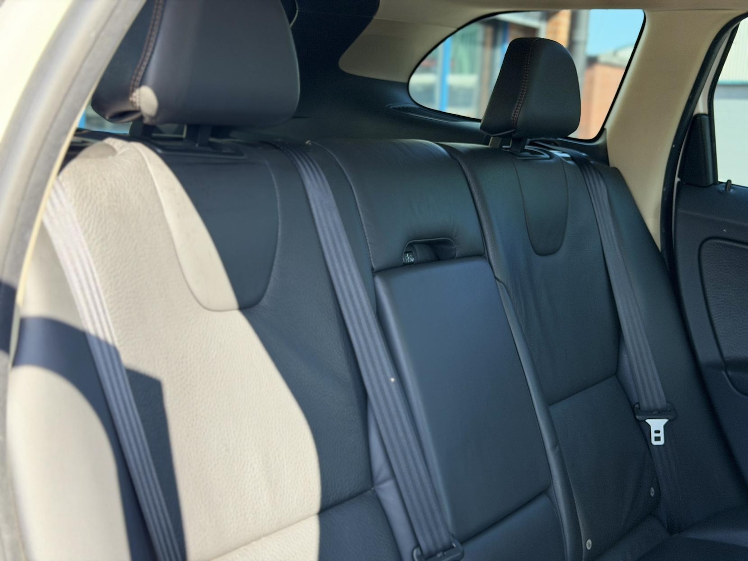 Used Volvo XC60 2022 for sale - 77969055: Photo 36