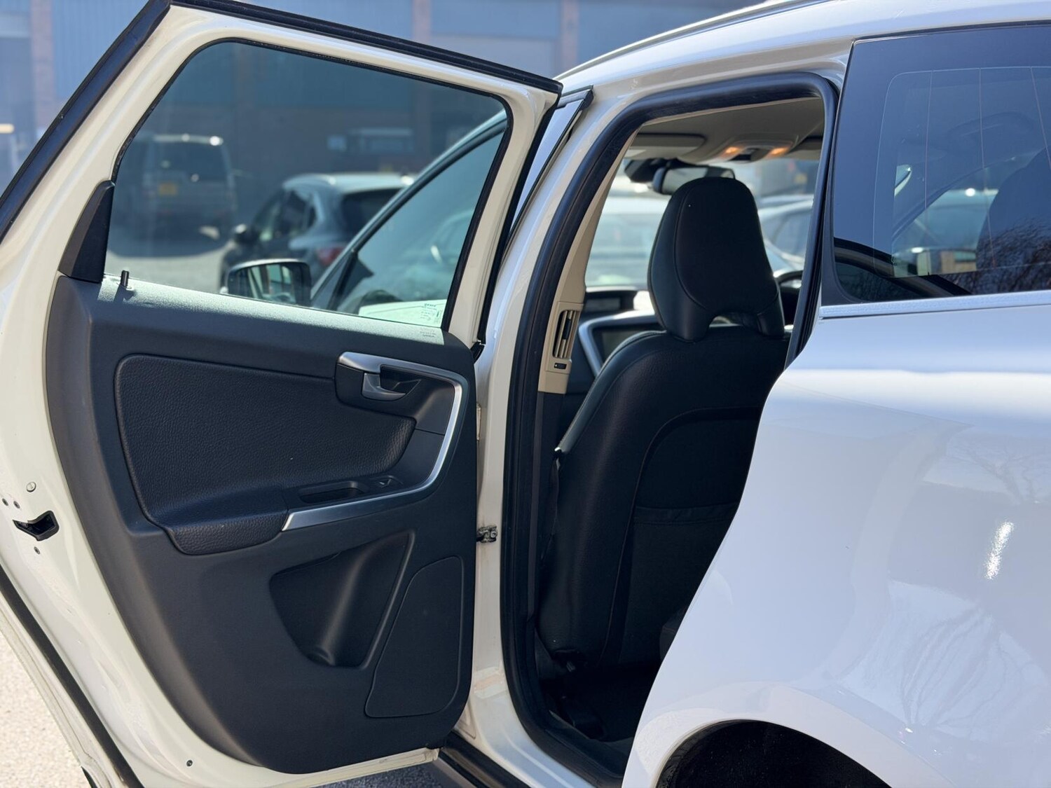 Used Volvo XC60 2022 for sale - 77969055: Photo 38