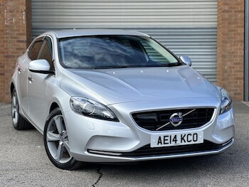 Used Volvo V40 2014 for sale - 75733114: Photo