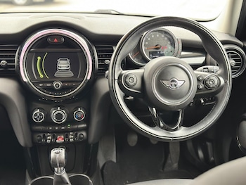 Used MINI Hatch 2017 for sale - 75733107: Photo