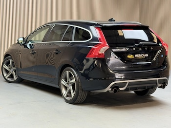 Used Volvo V60 2012 for sale - 79471370: Photo