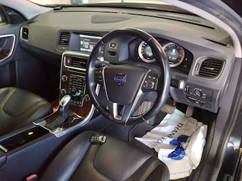 Used Volvo V60 2013 for sale - 77020817: Photo