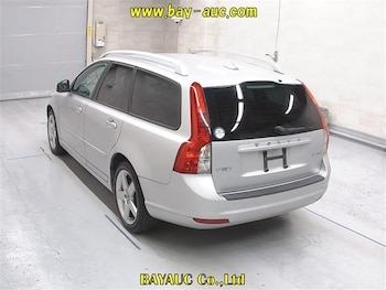 Used Volvo V50 2012 for sale - 78232708: Photo