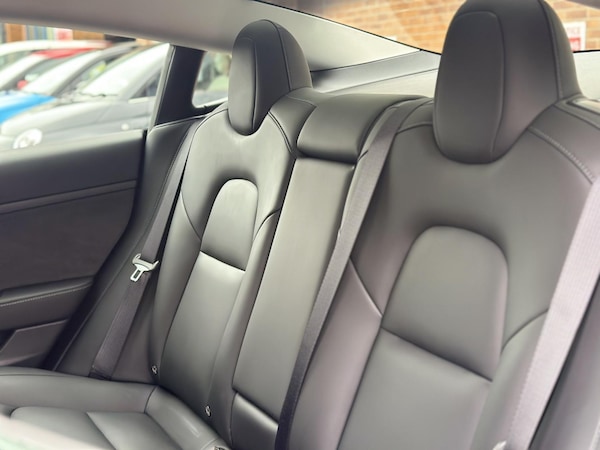 Used Tesla Model 3 2021 for sale - 76114413: Photo 39