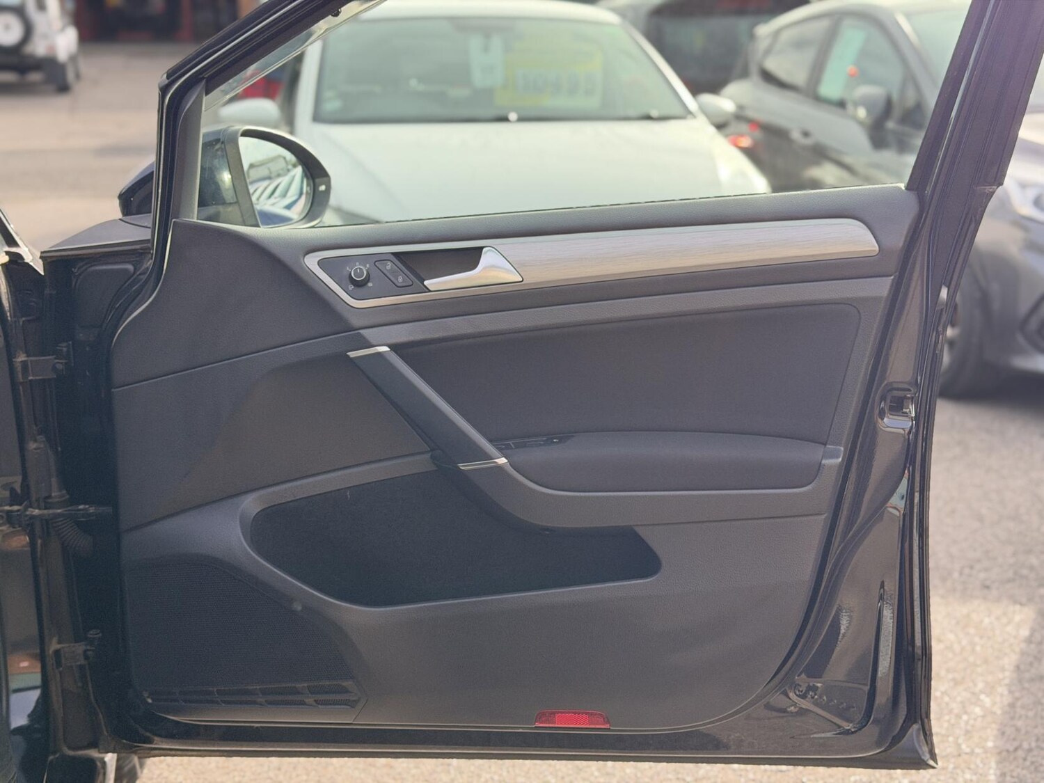 Used Volkswagen Golf 2014 for sale - 76415632: Photo 16