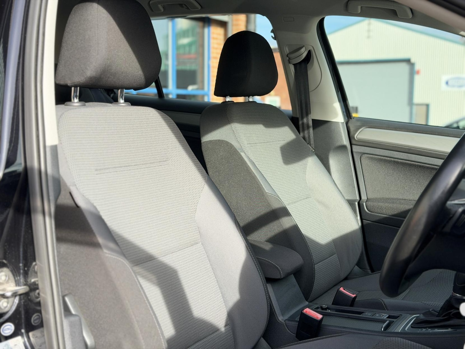 Used Volkswagen Golf 2014 for sale - 76415632: Photo 17