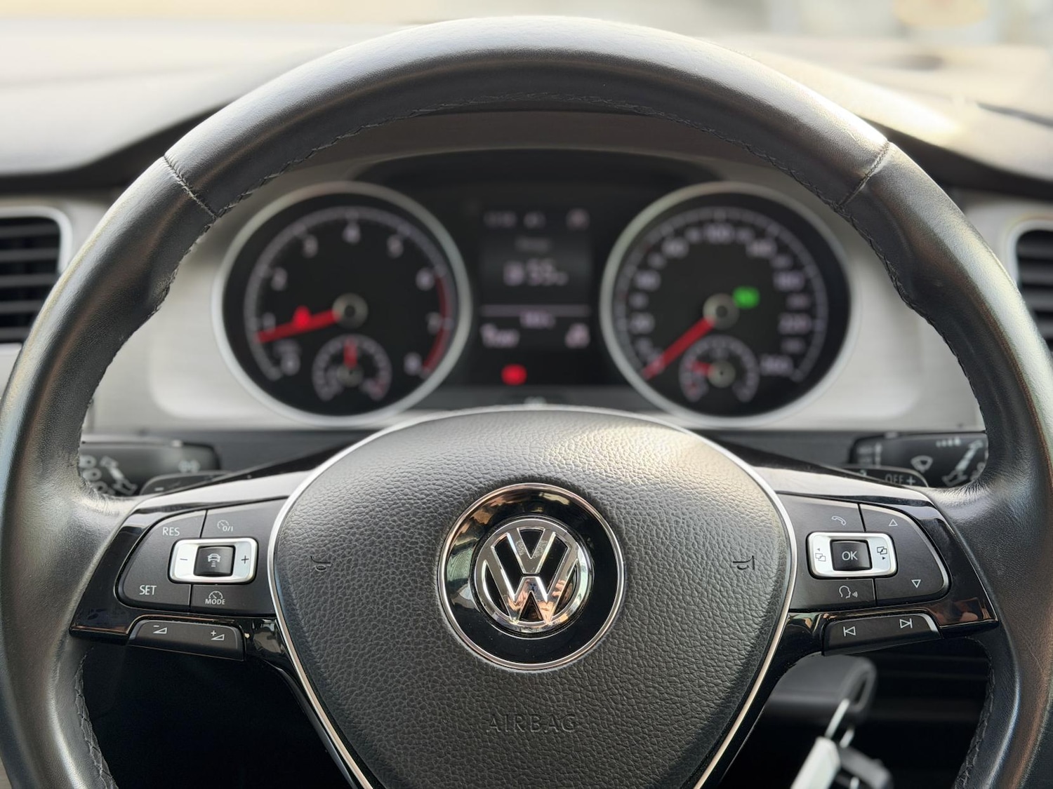 Used Volkswagen Golf 2014 for sale - 76415632: Photo 20