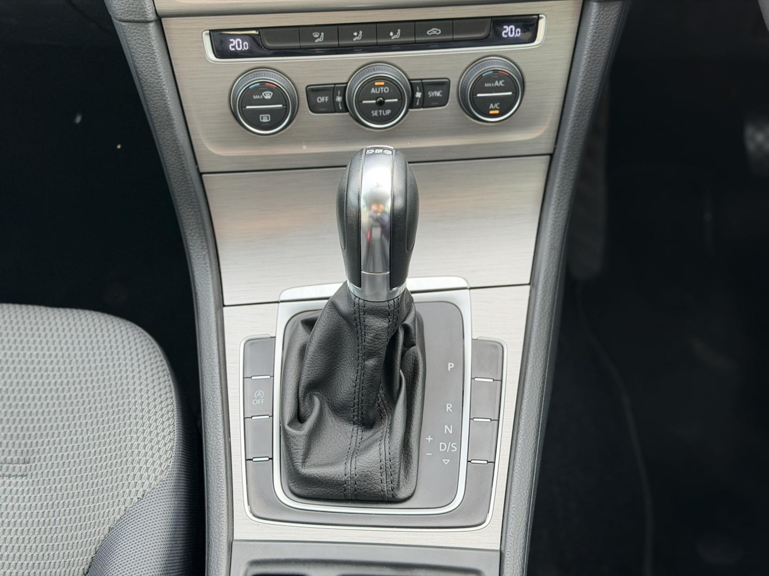 Used Volkswagen Golf 2014 for sale - 76415632: Photo 27