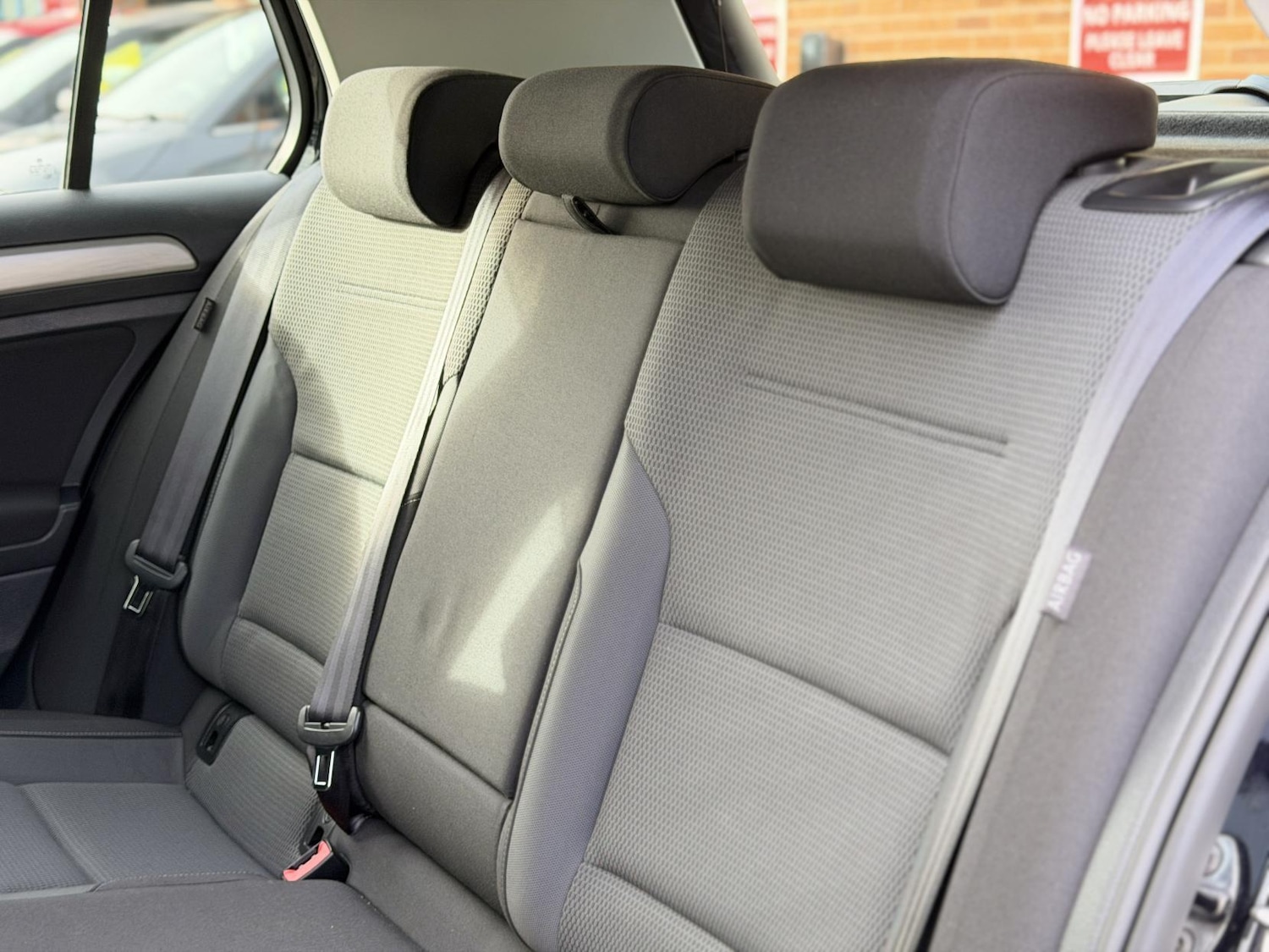 Used Volkswagen Golf 2014 for sale - 76415632: Photo 39