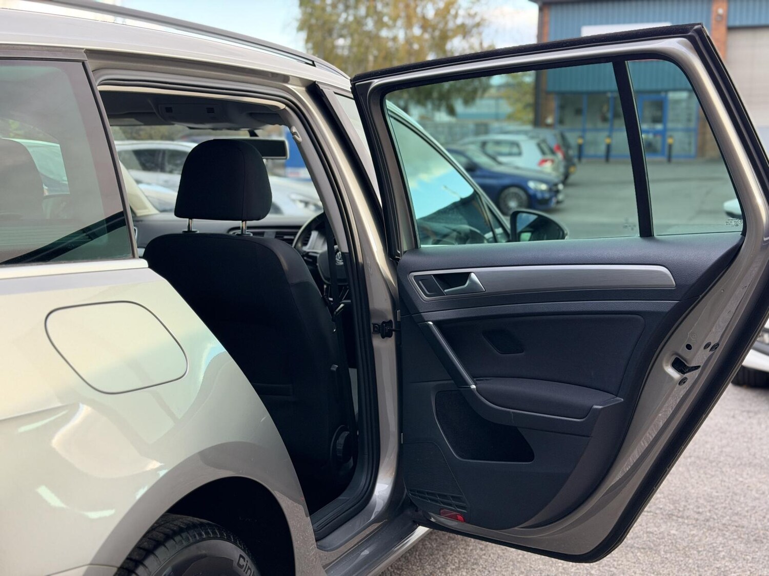 Used Volkswagen Golf 2014 for sale - 76741822: Photo 33