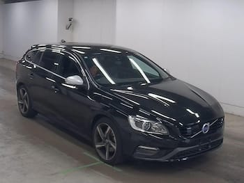 Used Volvo V60 2015 for sale - 79674602: Photo