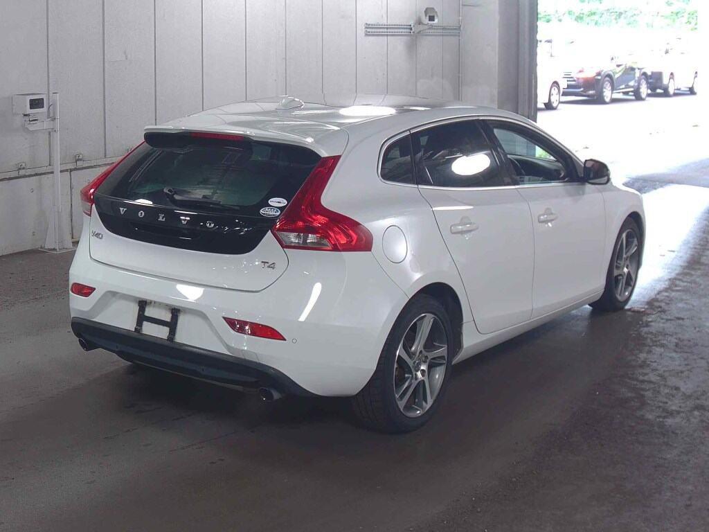 Used Volvo V40 2013 for sale - 77833767: Photo 4