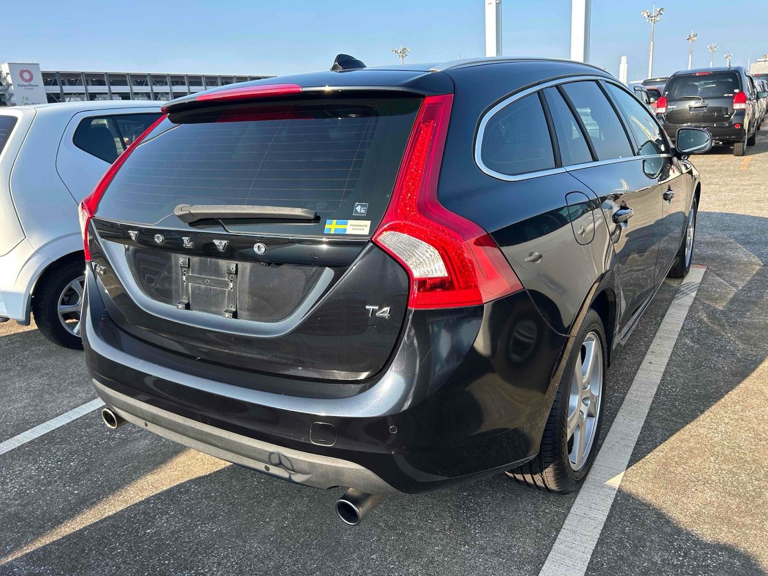 Used Volvo V60 2025 for sale - 77409921: Photo 2