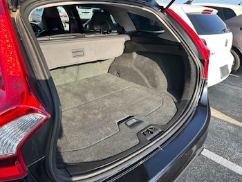 Used Volvo V60 2013 for sale - 77409921: Photo