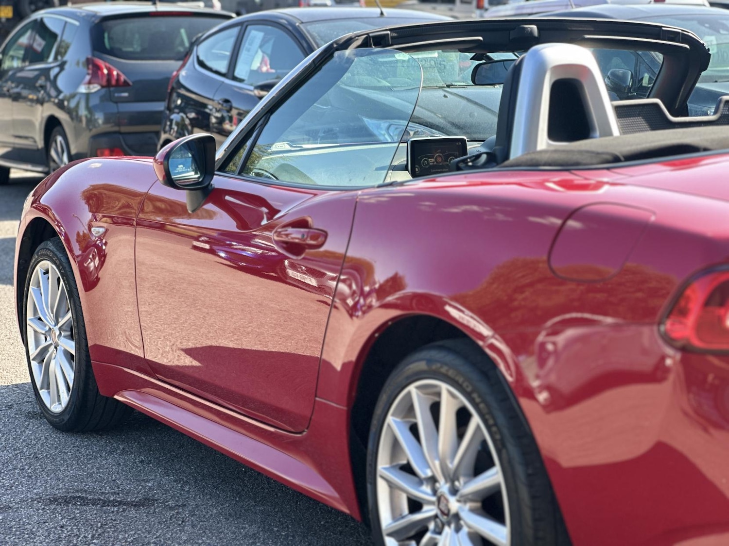 Used Fiat 124 Spider 2016 for sale - 76948940: Photo 12