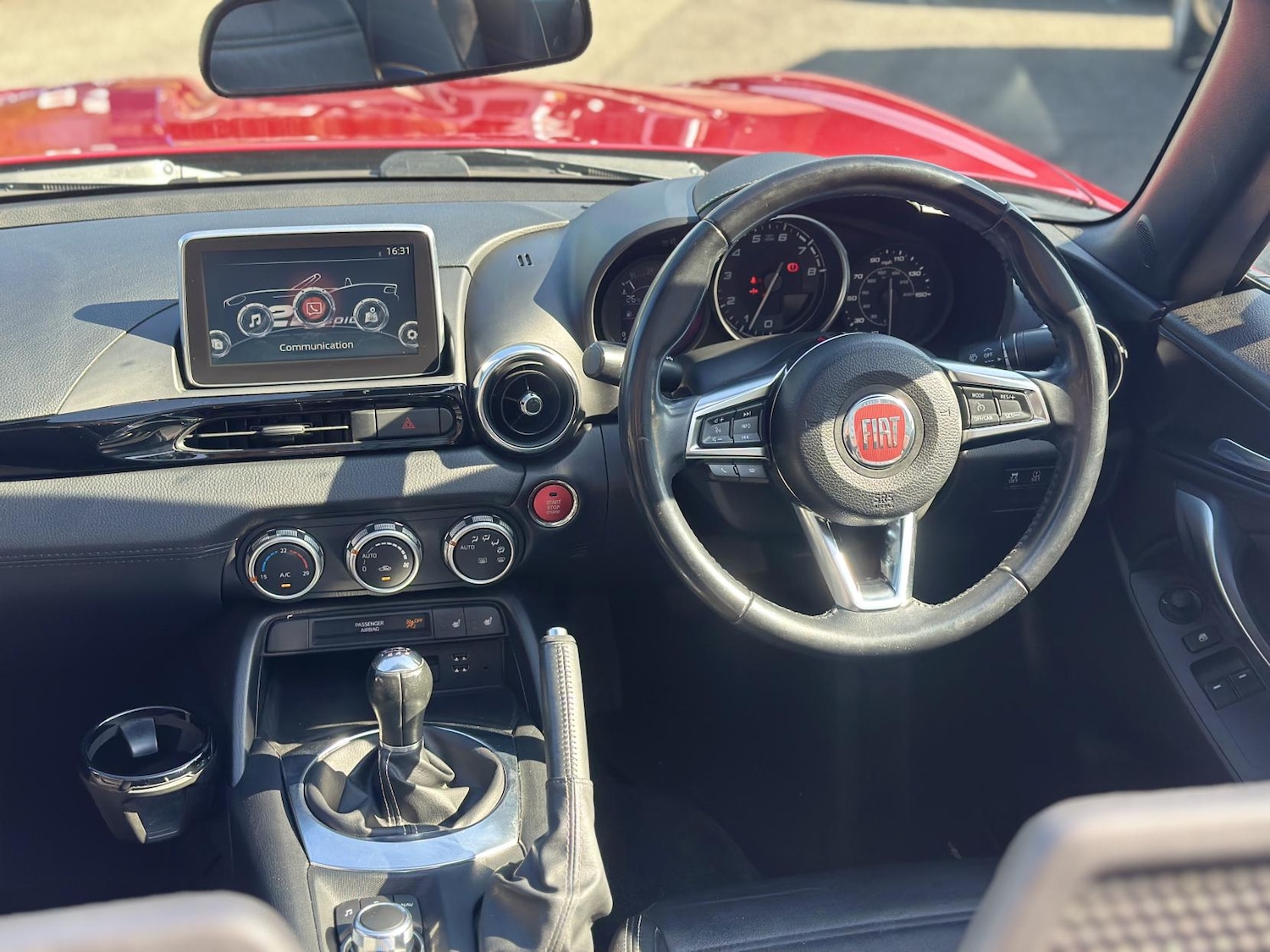 Used Fiat 124 Spider 2016 for sale - 76948940: Photo 3