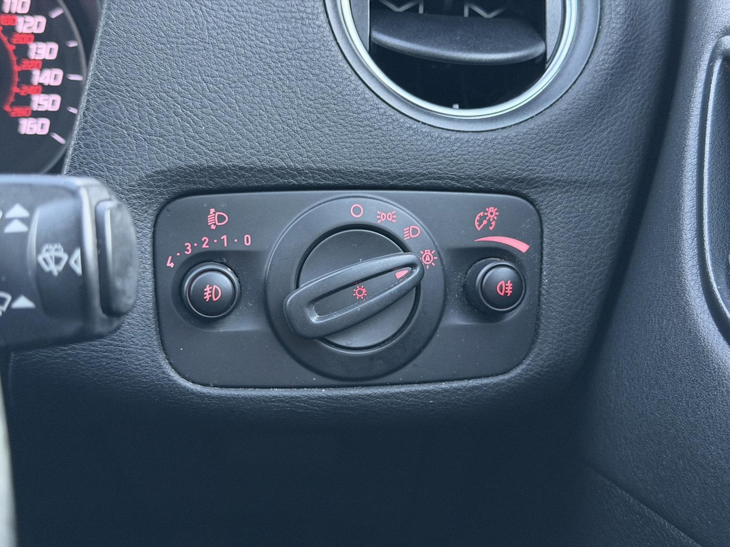 Used Ford Mondeo 2014 for sale - 77198464: Photo 23