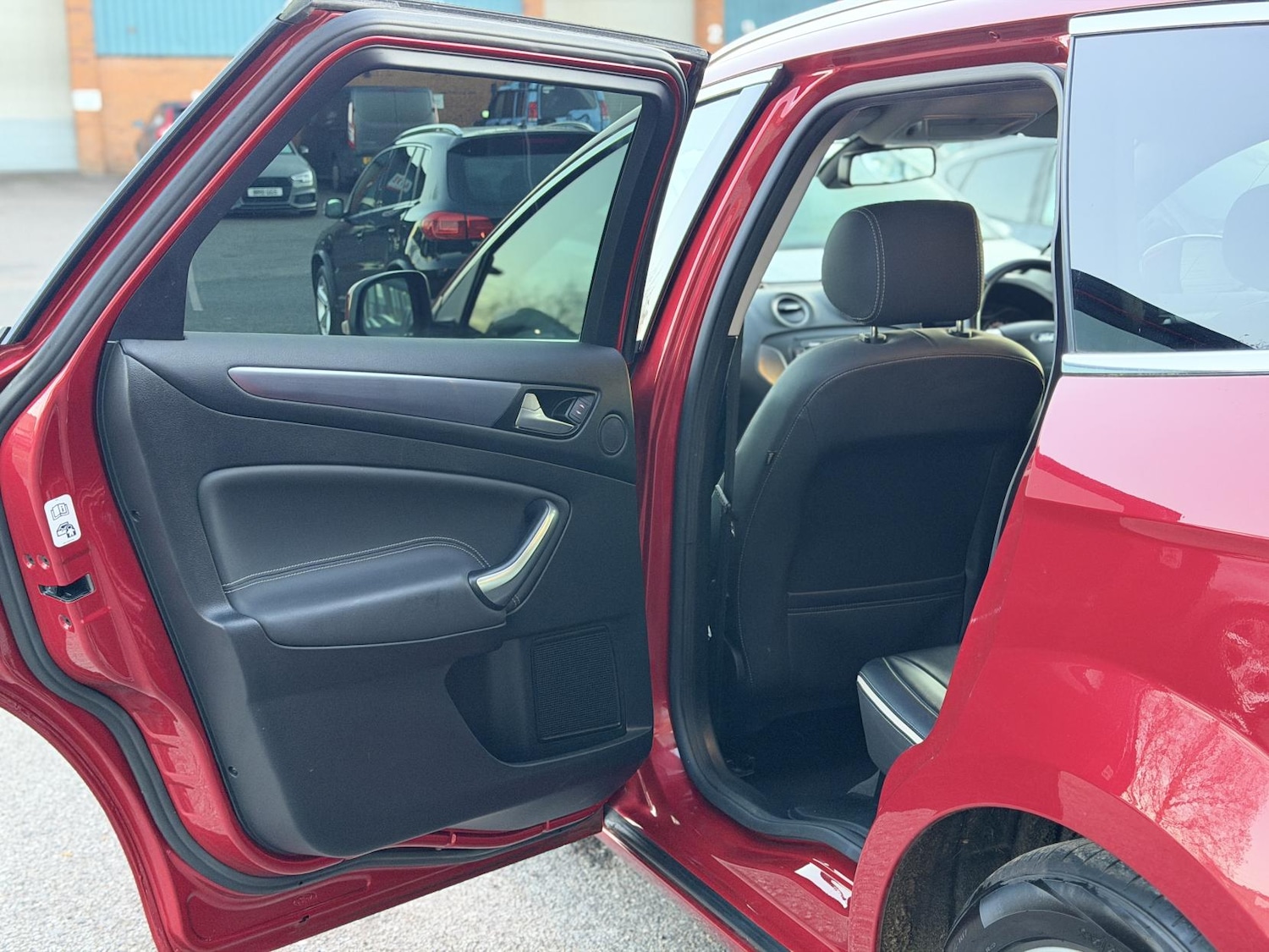 Used Ford Mondeo 2014 for sale - 77198464: Photo 39