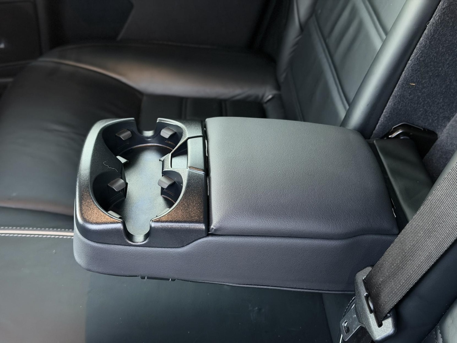 Used Ford Mondeo 2014 for sale - 77198464: Photo 42