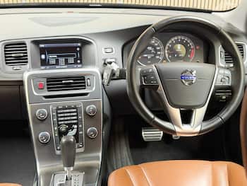 Used Volvo V60 2012 for sale - 79674631: Photo