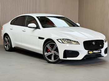 Used Jaguar XF 2016 for sale - 79060732: Photo