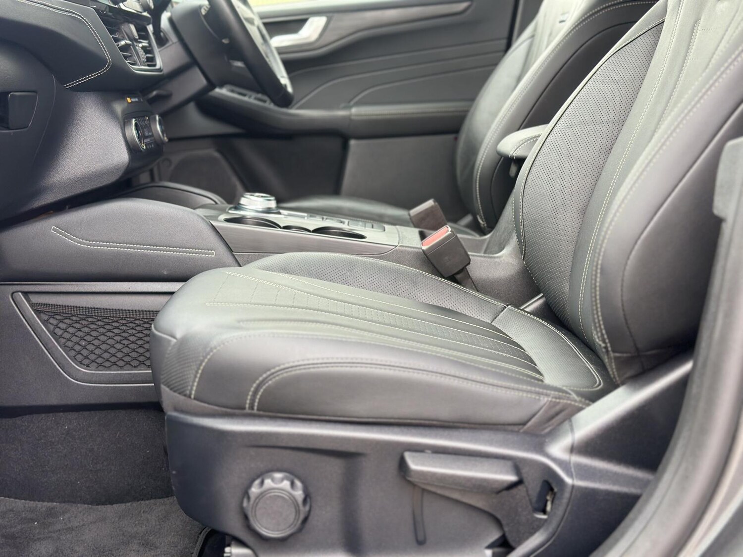 Used Ford Kuga 2023 for sale - 77525273: Photo 33