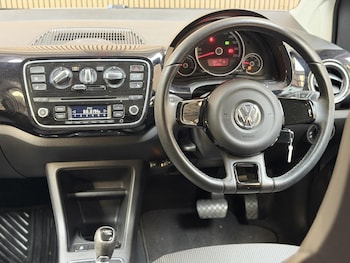 Used Volkswagen up! 2013 for sale - 79060711: Photo