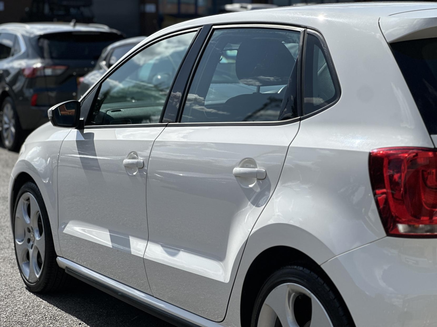 Used Volkswagen Polo 2012 for sale - 76184594: Photo 12