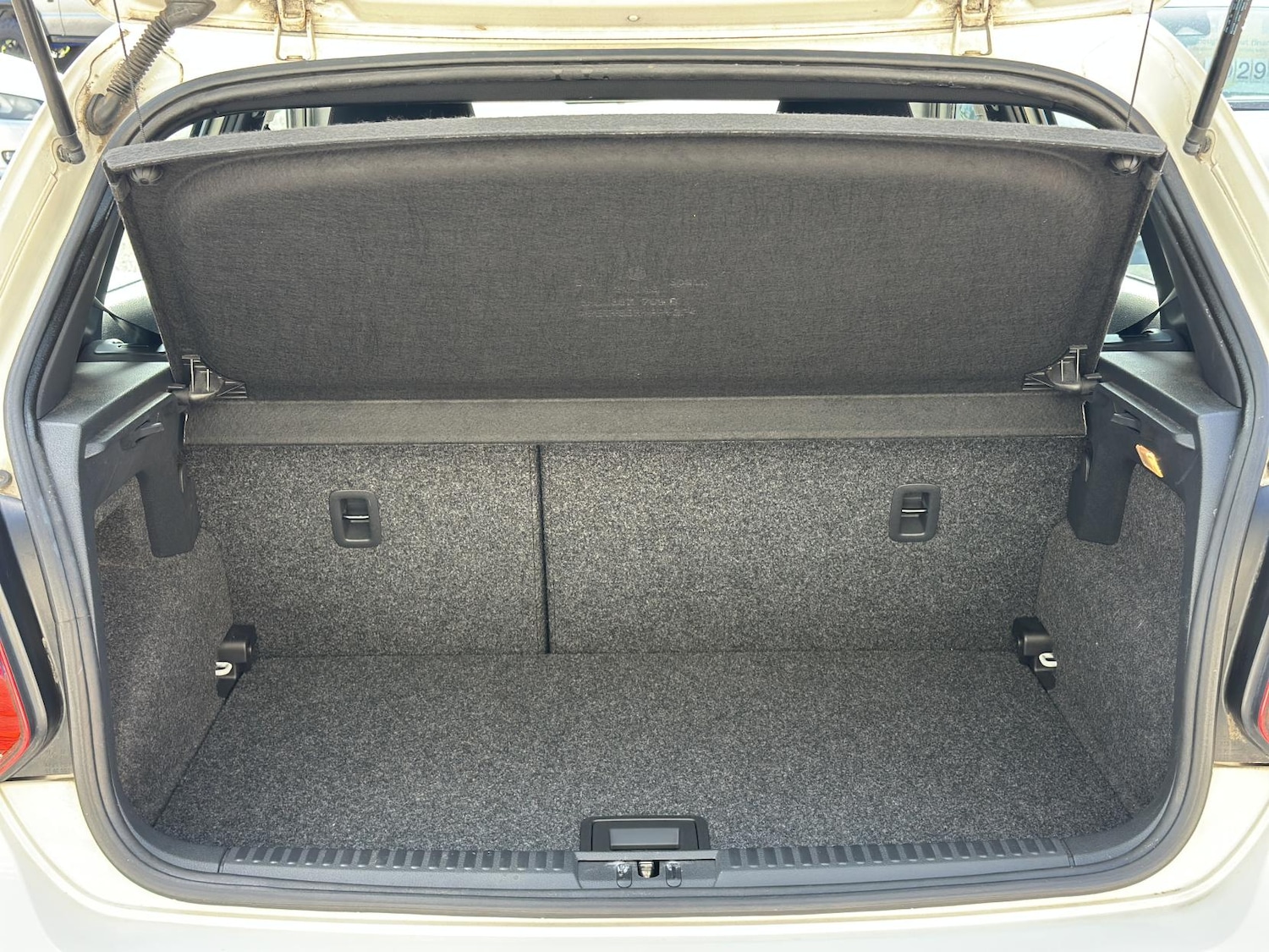 Used Volkswagen Polo 2012 for sale - 76184594: Photo 14