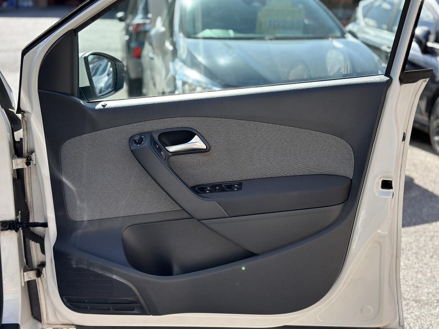 Used Volkswagen Polo 2012 for sale - 76184594: Photo 16