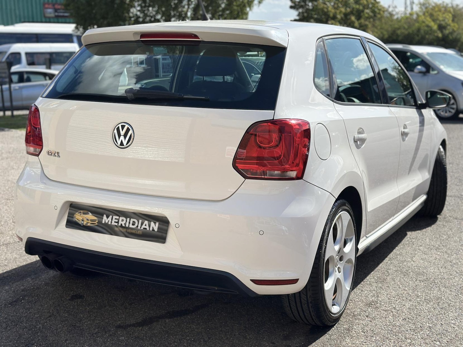 Used Volkswagen Polo 2012 for sale - 76184594: Photo 2