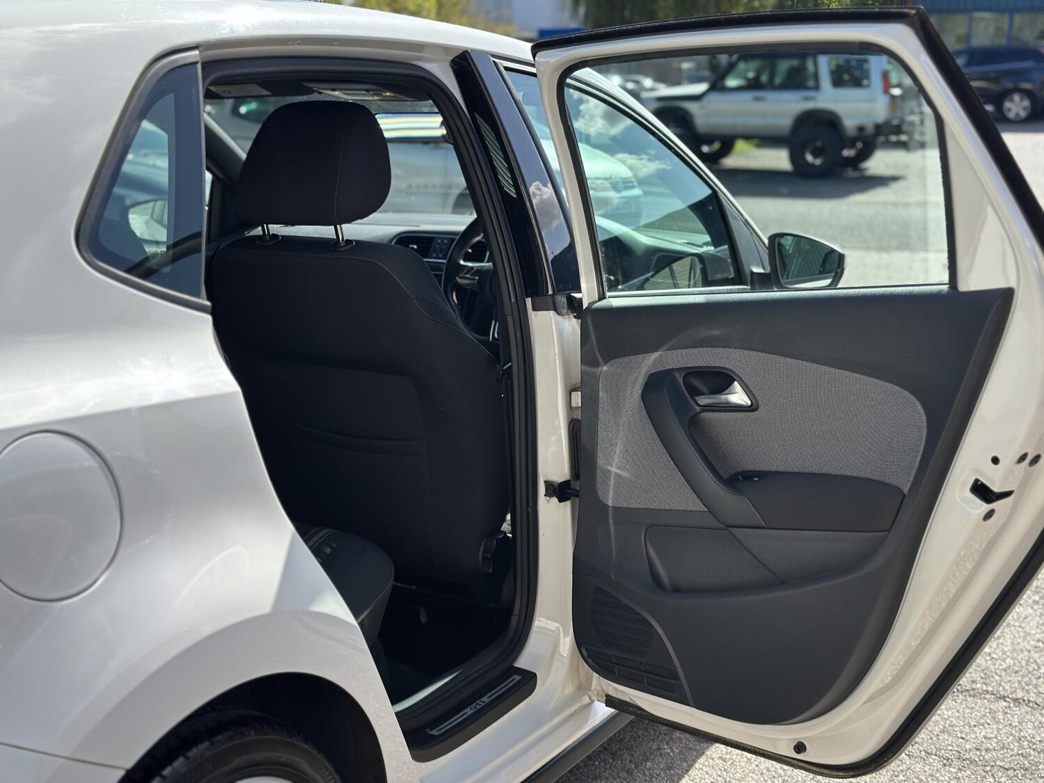 Used Volkswagen Polo 2012 for sale - 76184594: Photo 34