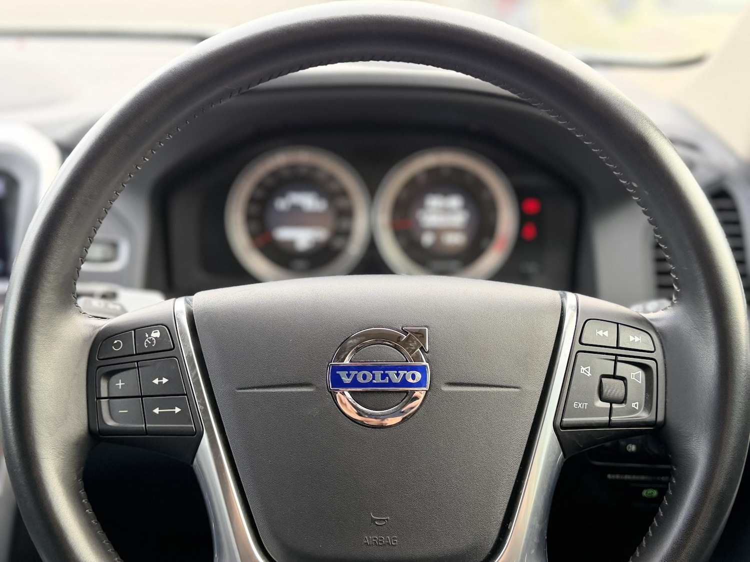 Used Volvo XC60 2013 for sale - 77248167: Photo 20