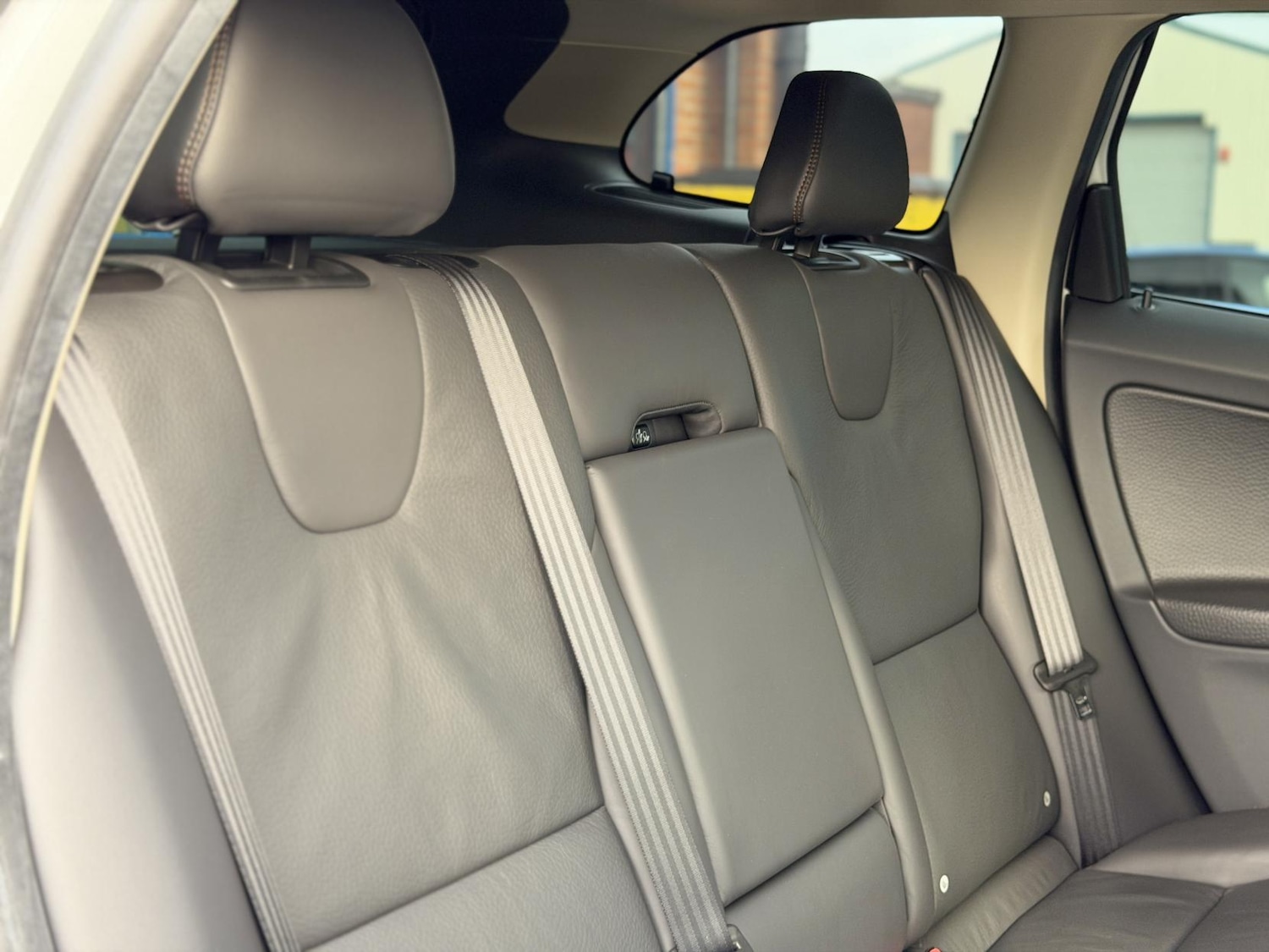 Used Volvo XC60 2013 for sale - 77248167: Photo 38