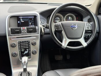 Used Volvo XC60 2013 for sale - 77248167: Photo