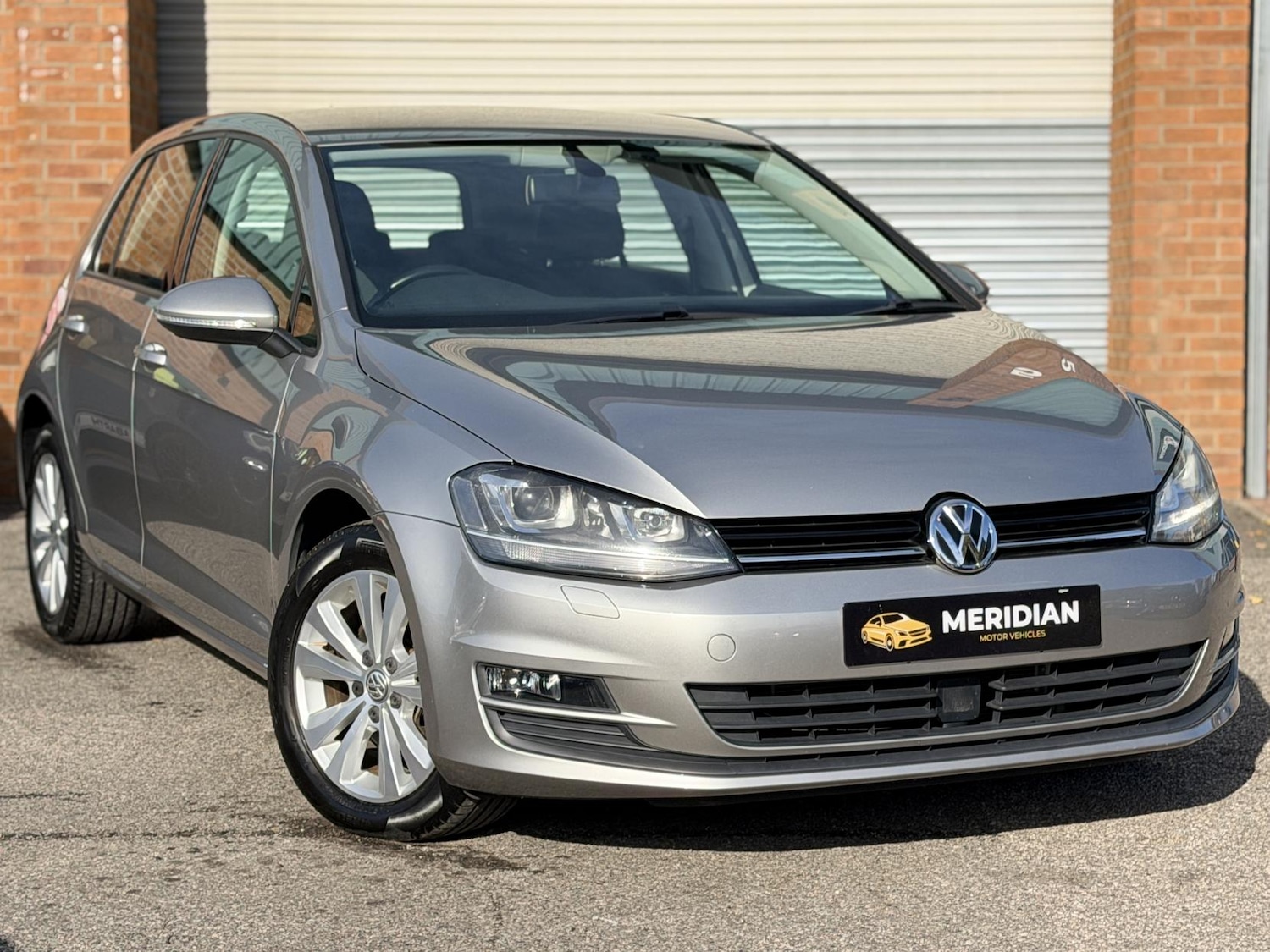 Used Volkswagen Golf 2015 for sale - 76384838: Photo 1