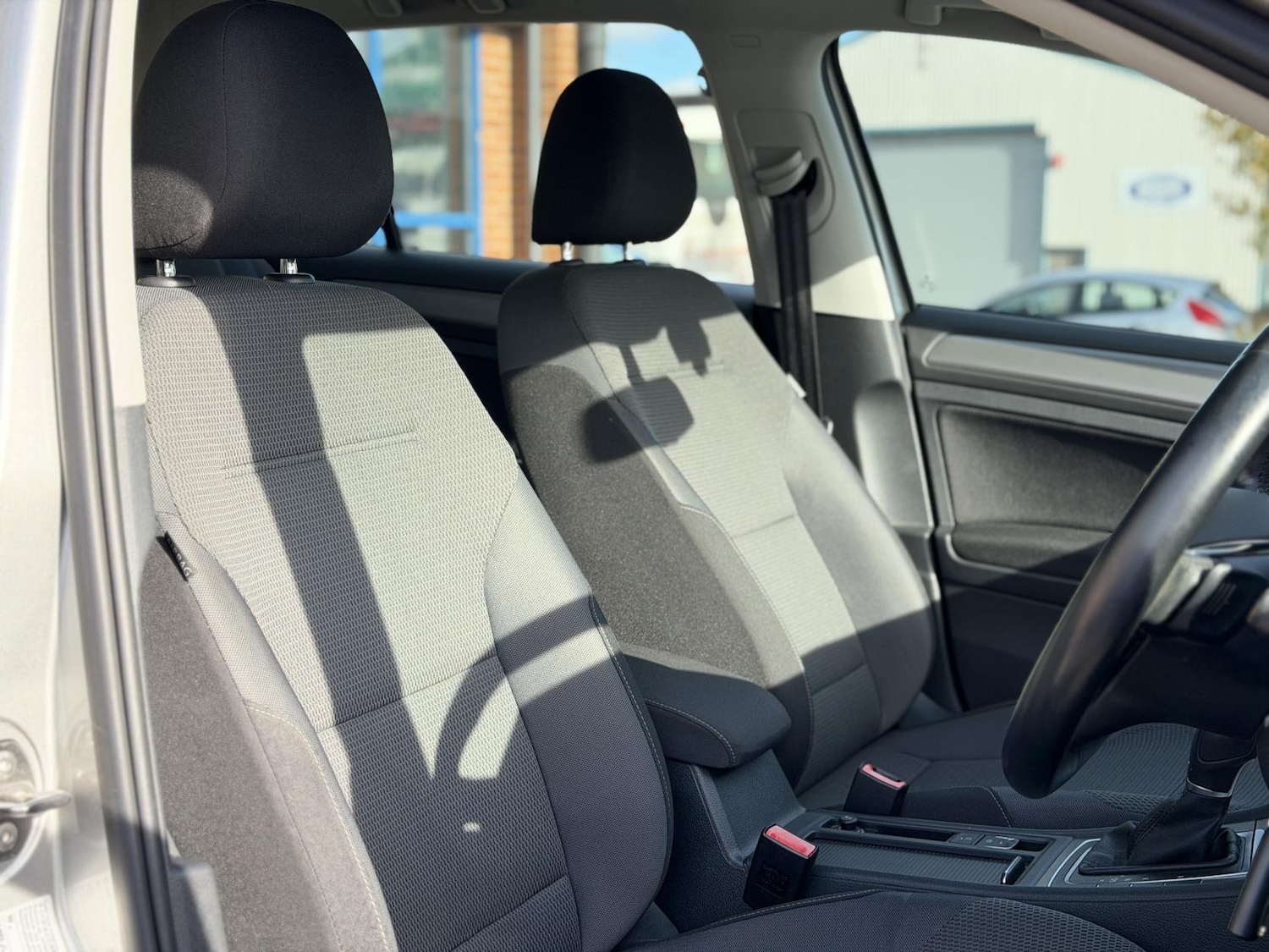 Used Volkswagen Golf 2015 for sale - 76384838: Photo 17