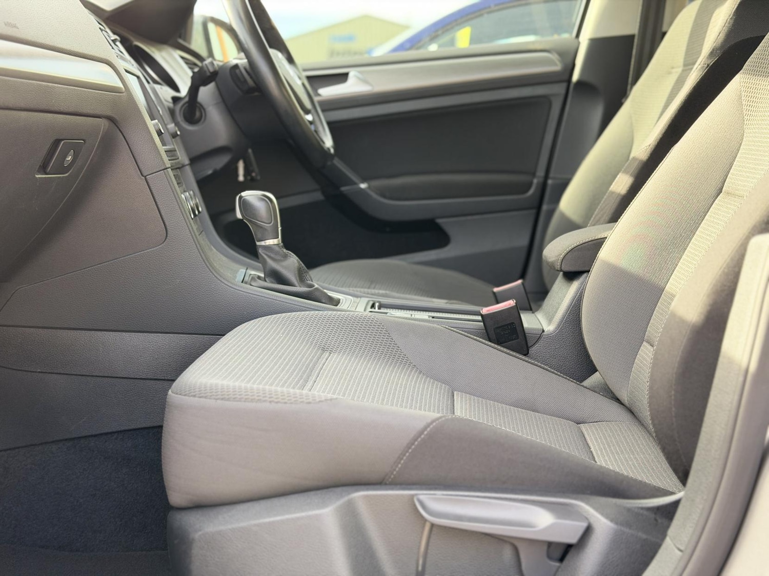 Used Volkswagen Golf 2015 for sale - 76384838: Photo 31