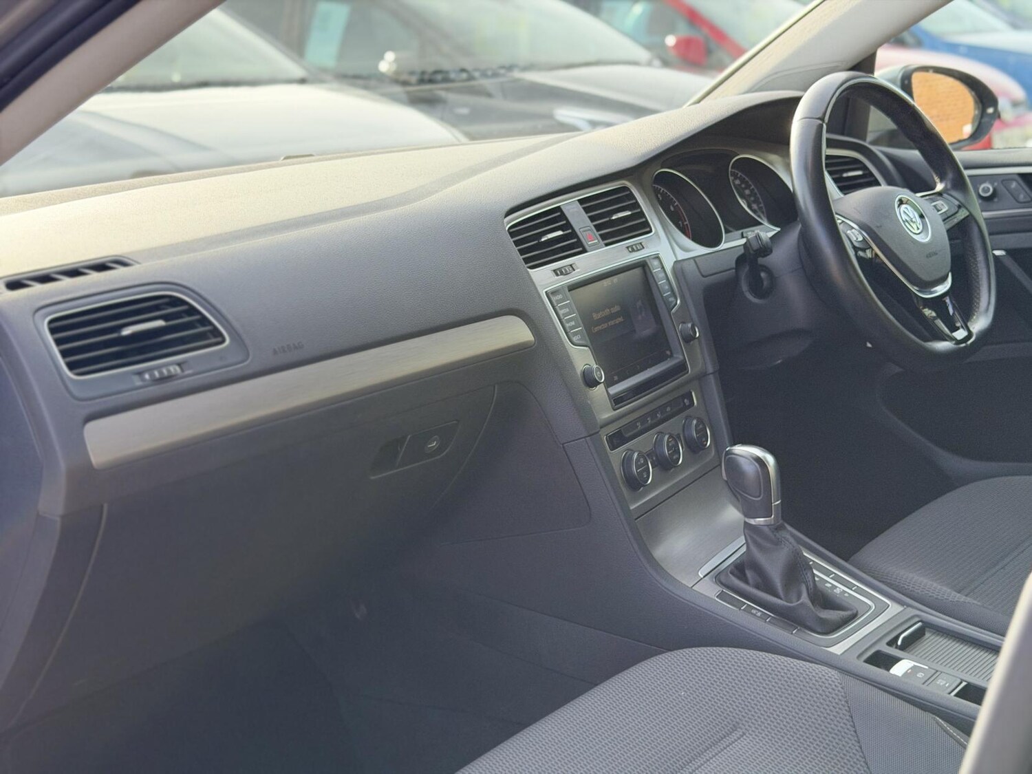 Used Volkswagen Golf 2015 for sale - 76384838: Photo 33