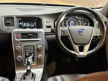 Used Volvo S60 2015 for sale - 78230070: Photo