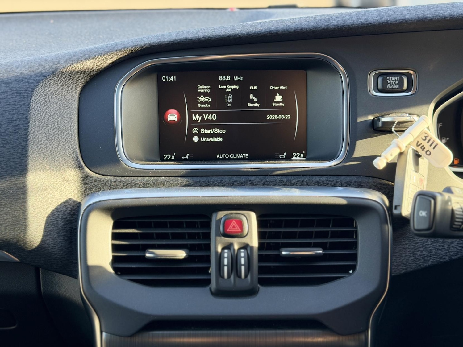 Used Volvo V40 2015 for sale - 78005586: Photo 25