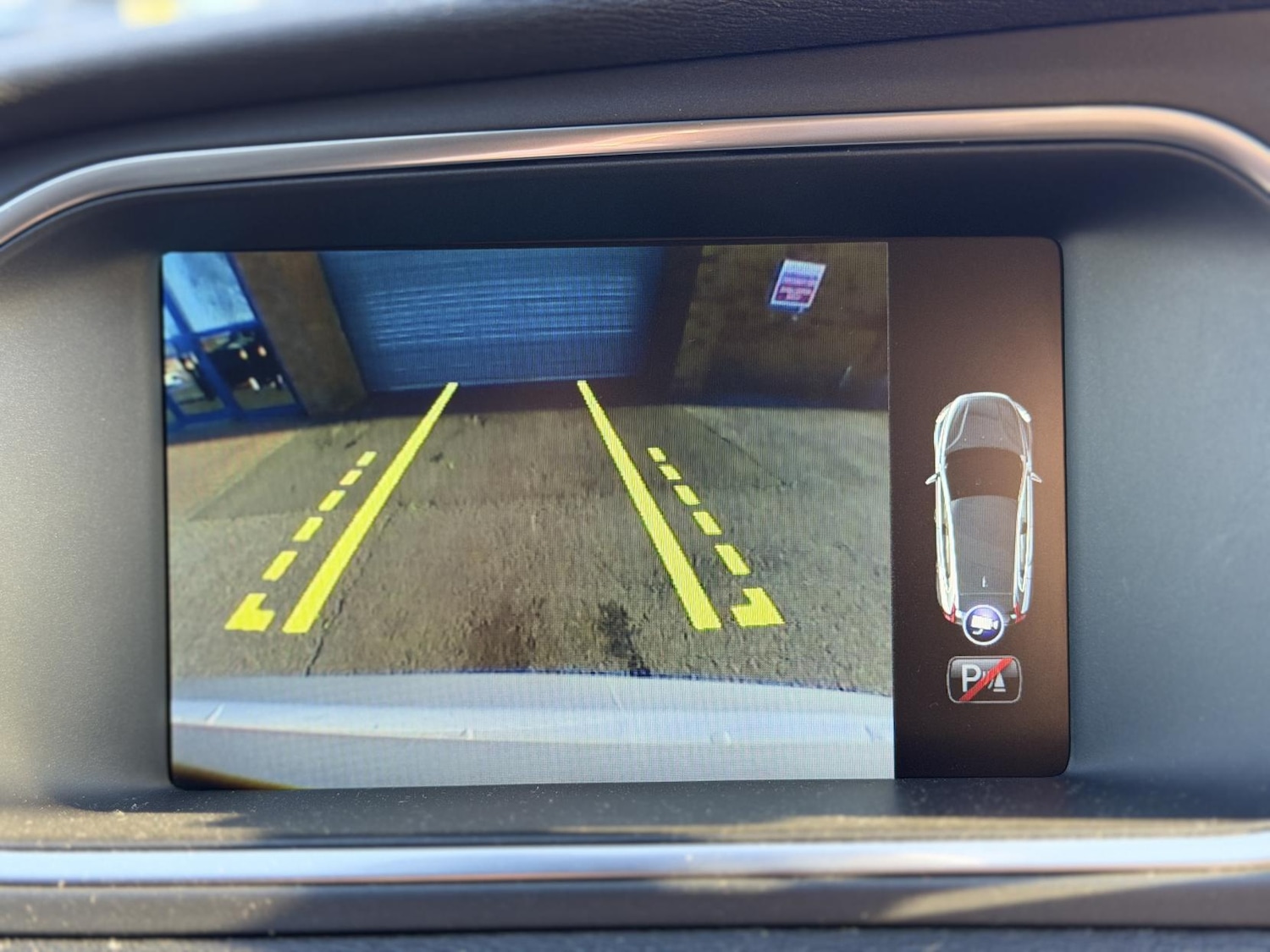 Used Volvo V40 2015 for sale - 78005586: Photo 26