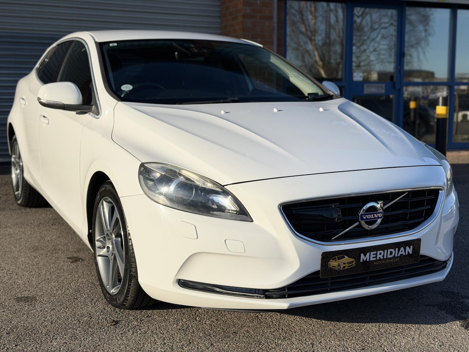 Used Volvo V40 2015 for sale - 78005586: Photo 4