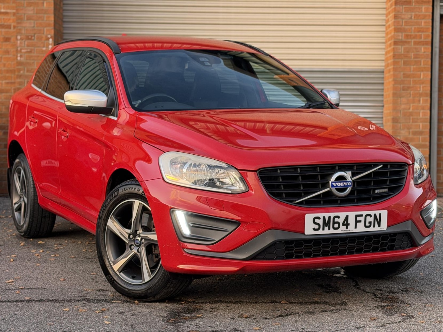 Used Volvo XC60 2015 for sale - 76606438: Photo 1